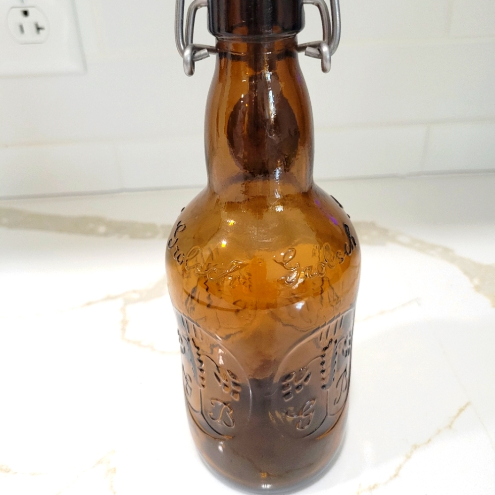 Grolsch Lager Beer Bottle with Swing Top - Picture 4 of 4